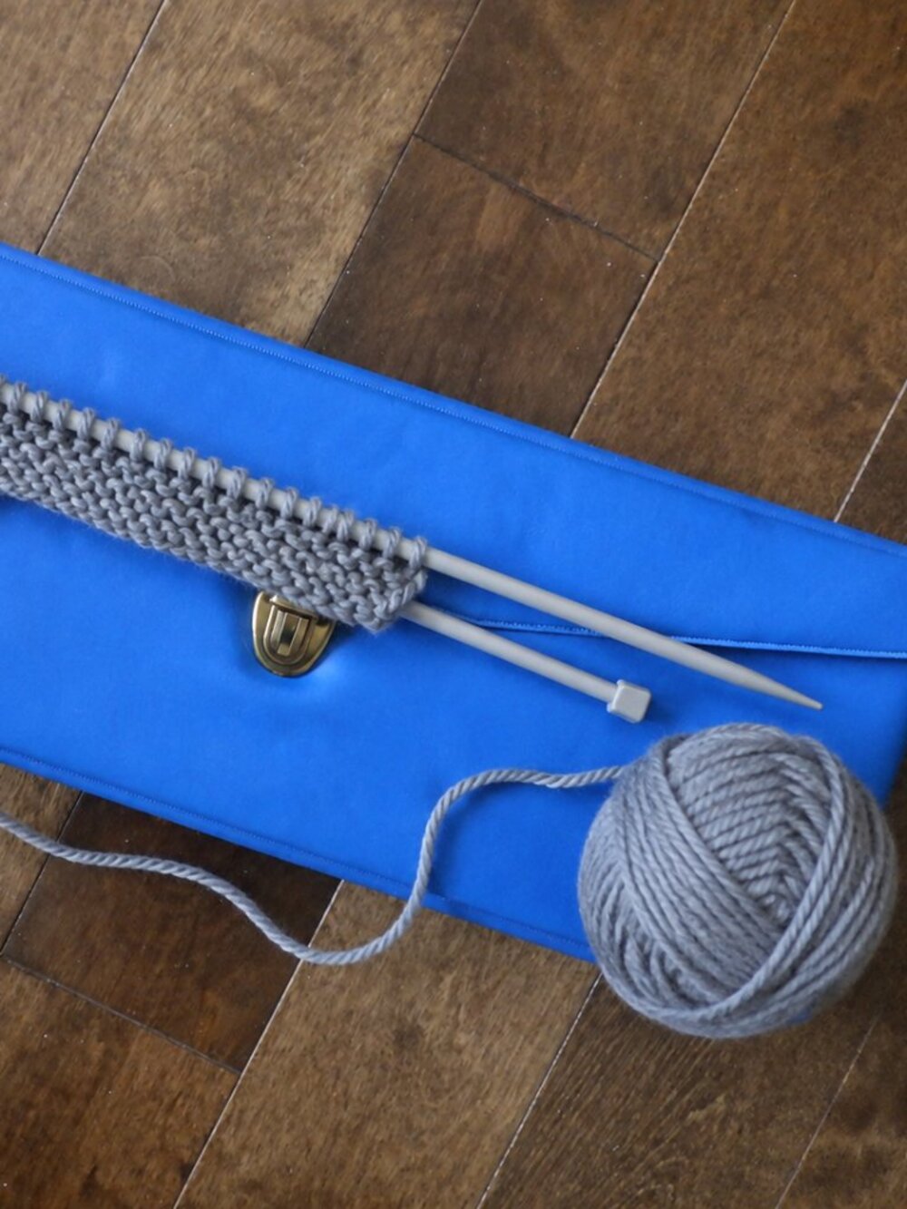 Vintage DCN Knitting Needles 3.50-8.00 Set of 20 with Blue Vinyl Carry Case b95